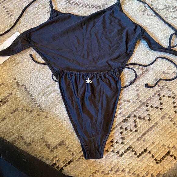 Alo / Frankie's Bikinis Croft Satin Cheeky One Piece Swimsuit M - NWT - Picture 4 of 6